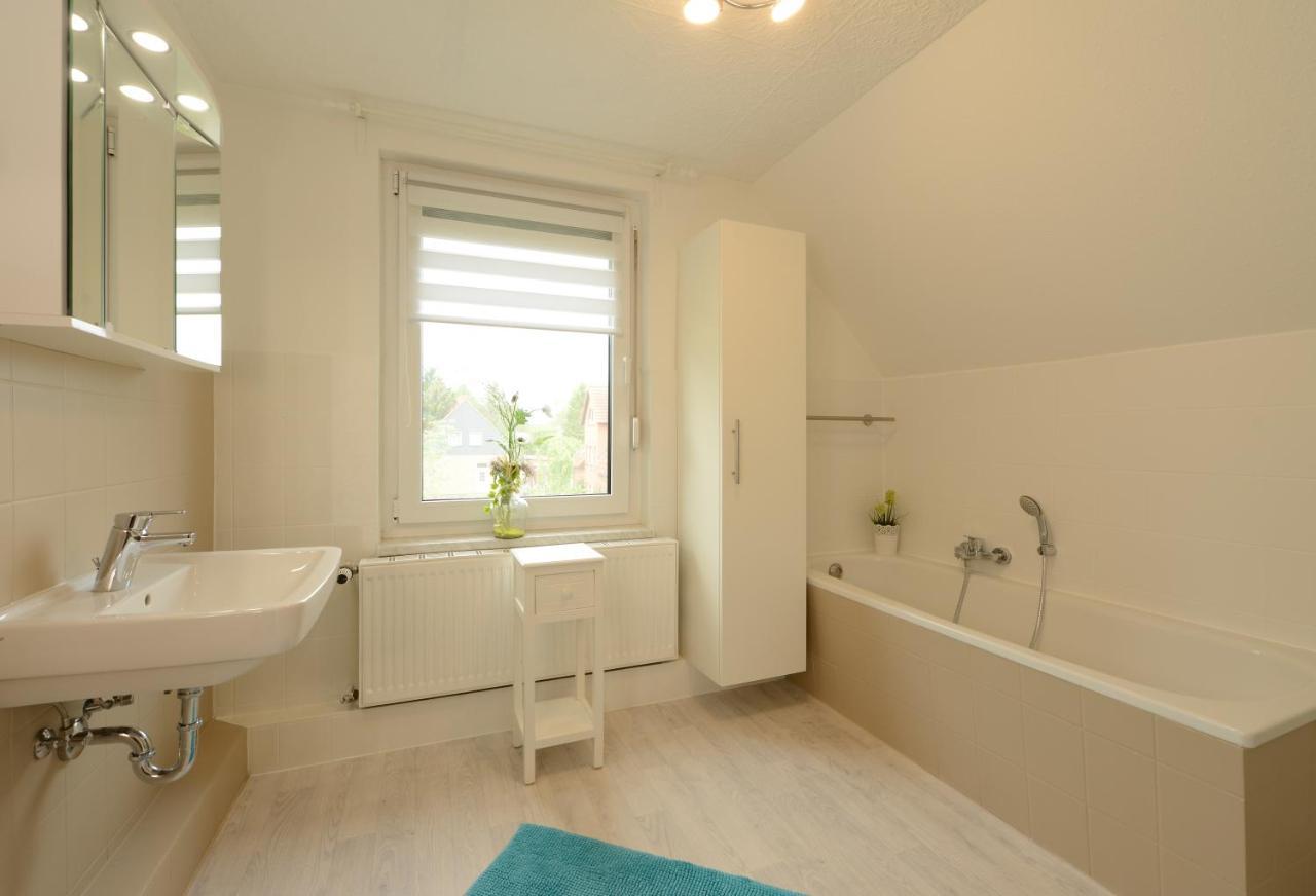 Ferienwohnung Seestern Fuer 6 Personen Mit Kamin & Terrasse Boltenhagen  Exterior foto