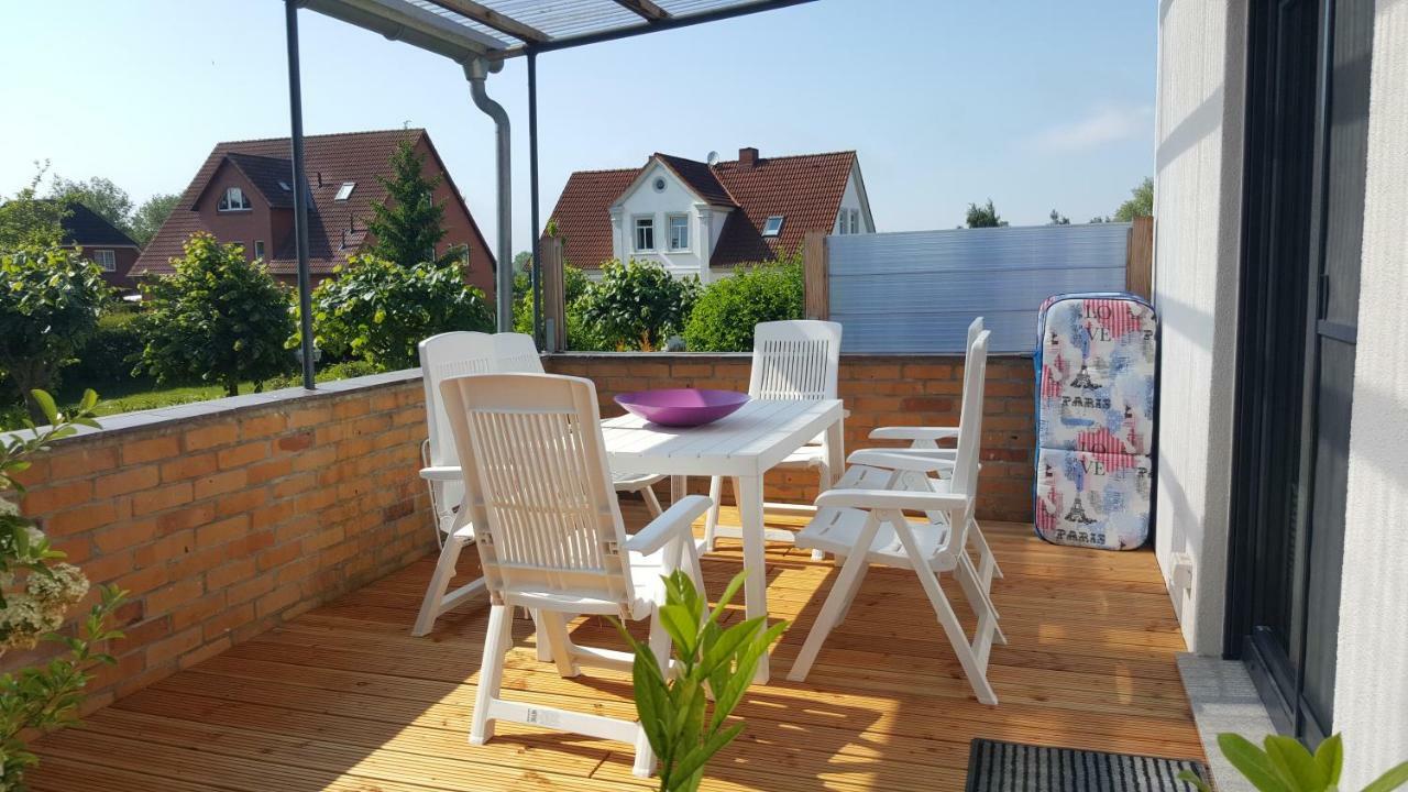 Ferienwohnung Seestern Fuer 6 Personen Mit Kamin & Terrasse Boltenhagen  Exterior foto